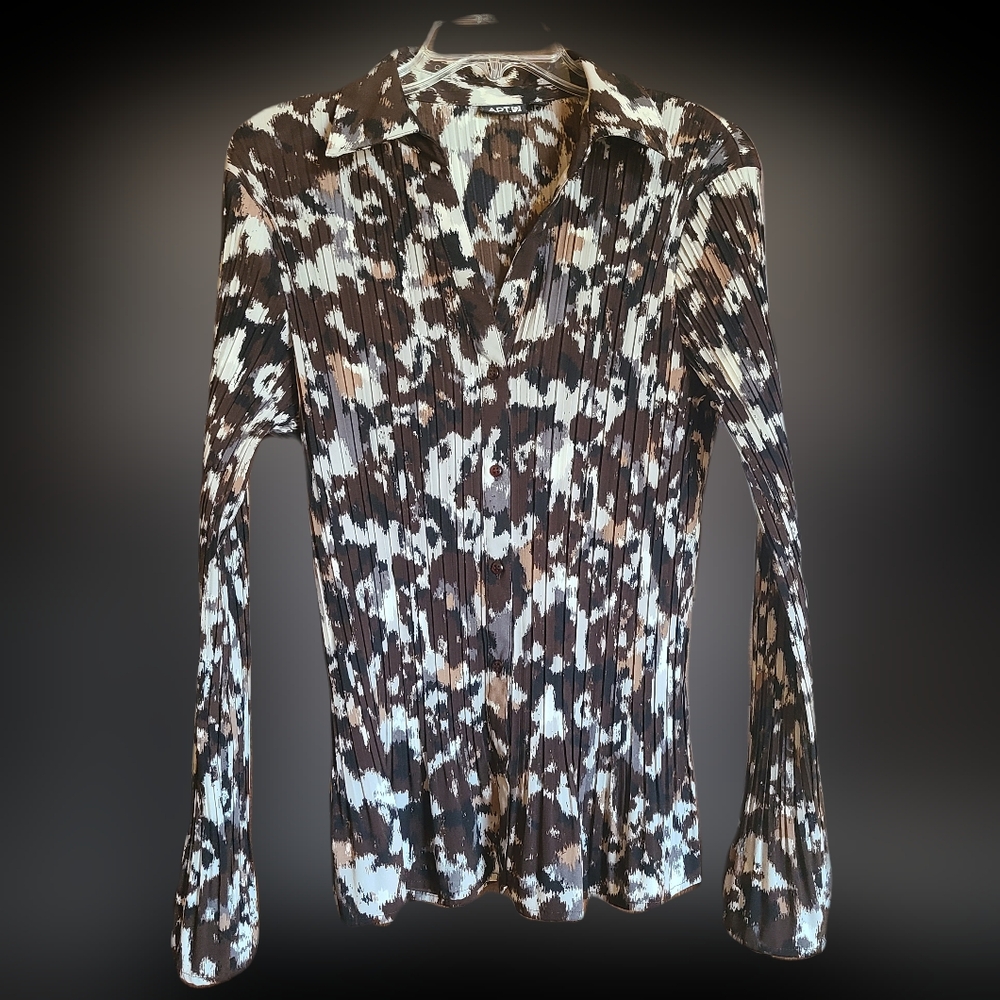 Apt. 9 women's blouse / tunic / button-up shirt
